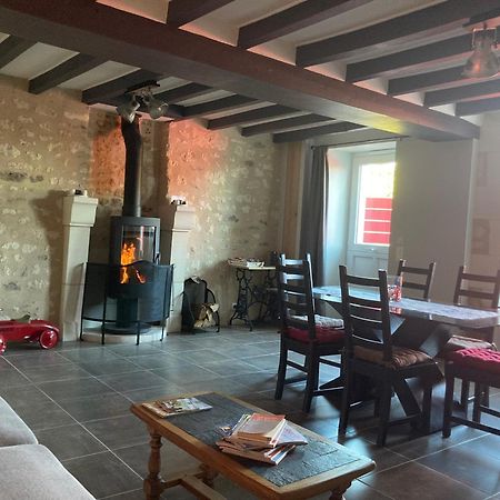 Gite De La Guernouille Luçay-le-Mâle Exterior foto