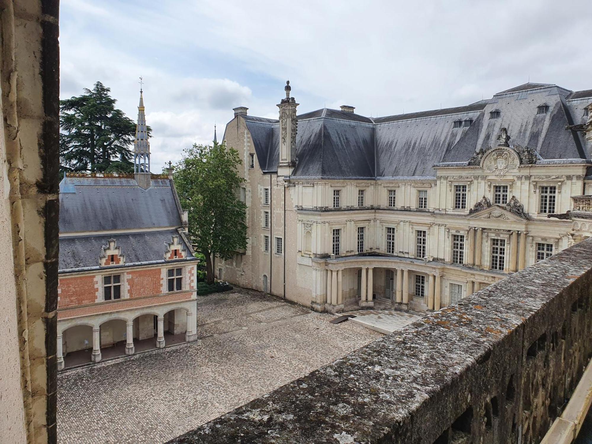 Gite De La Guernouille Luçay-le-Mâle Exterior foto